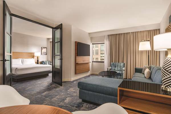  - DoubleTree Suites by Hilton Hotel Tampa Bay