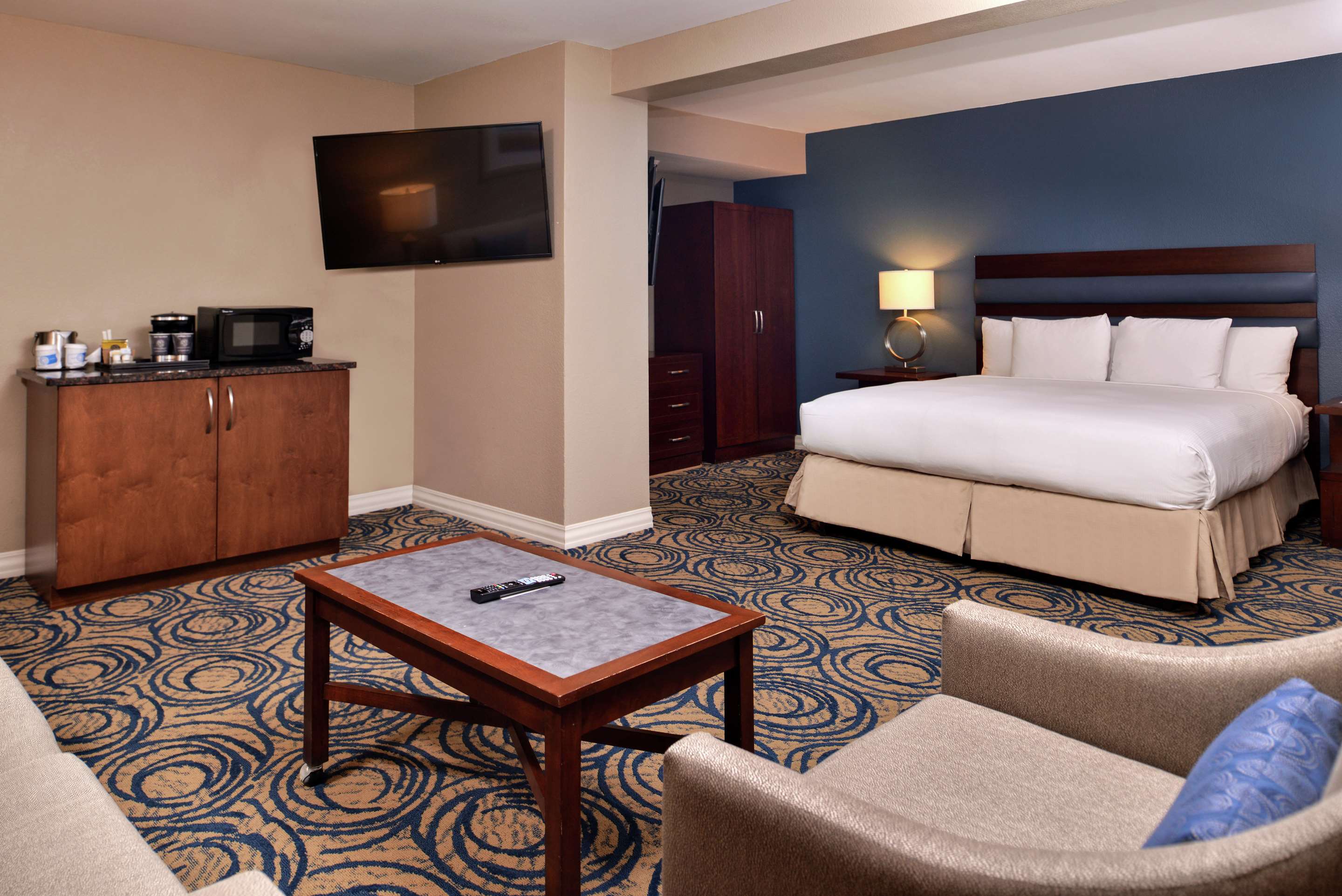 Guest room