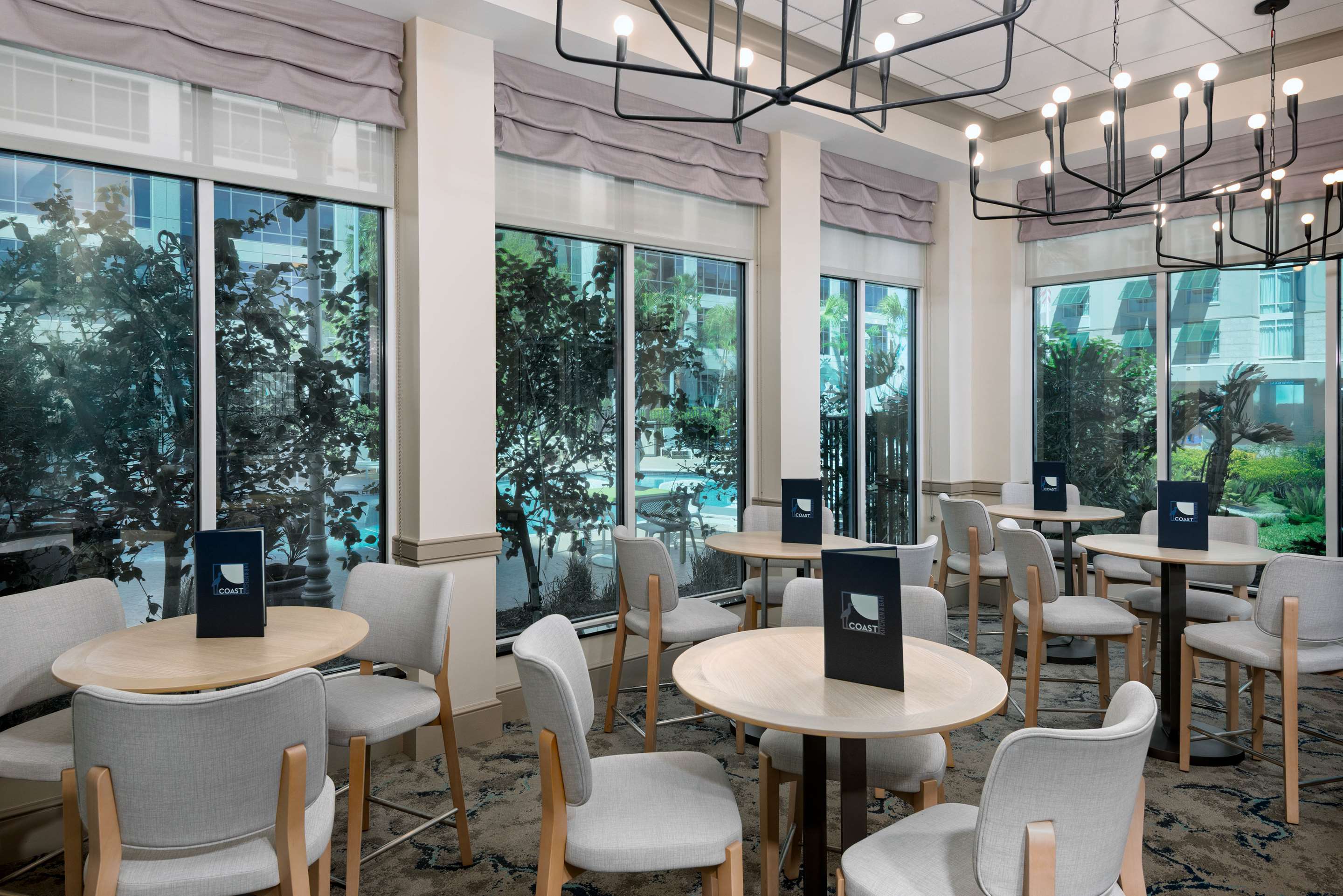 BarLounge | Hilton Garden Inn Tampa Airport Westshore