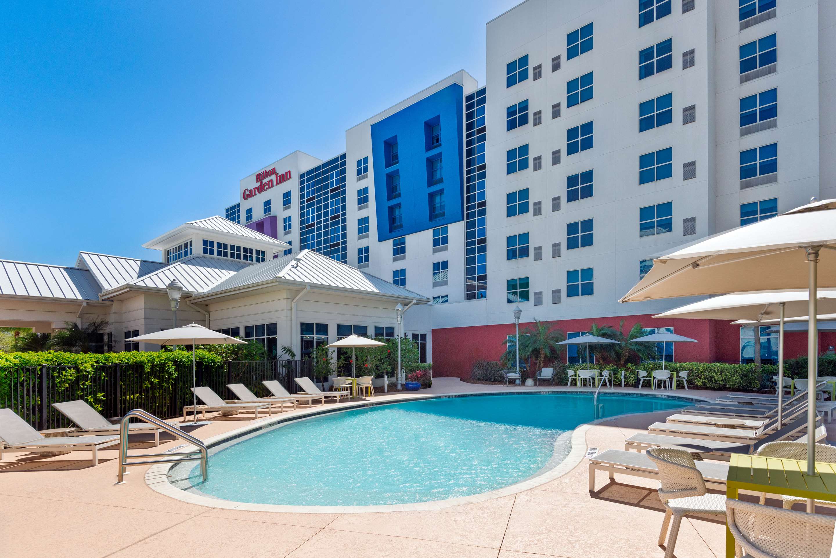 Pool | Hilton Garden Inn Tampa Airport Westshore