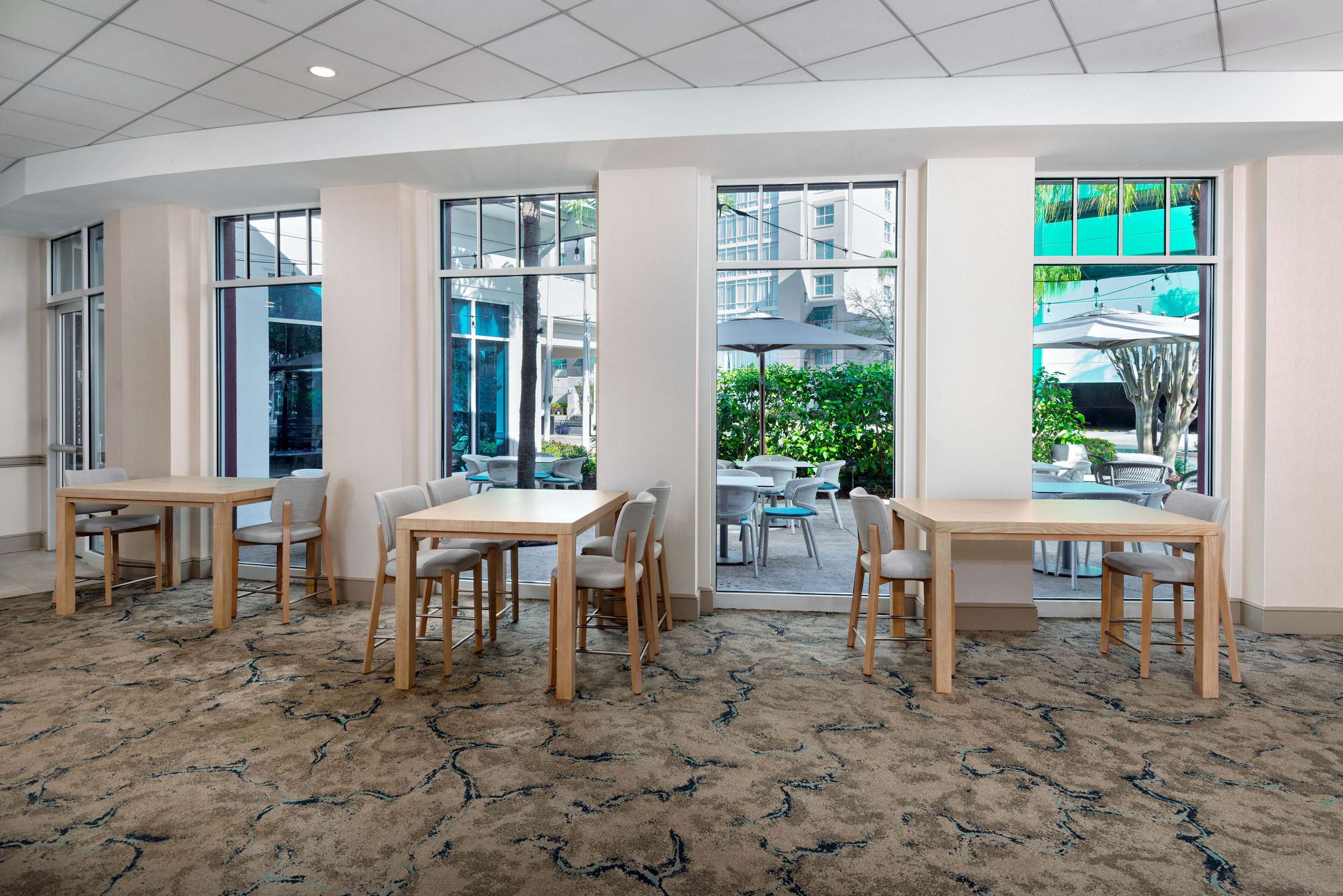 Restaurant | Hilton Garden Inn Tampa Airport Westshore