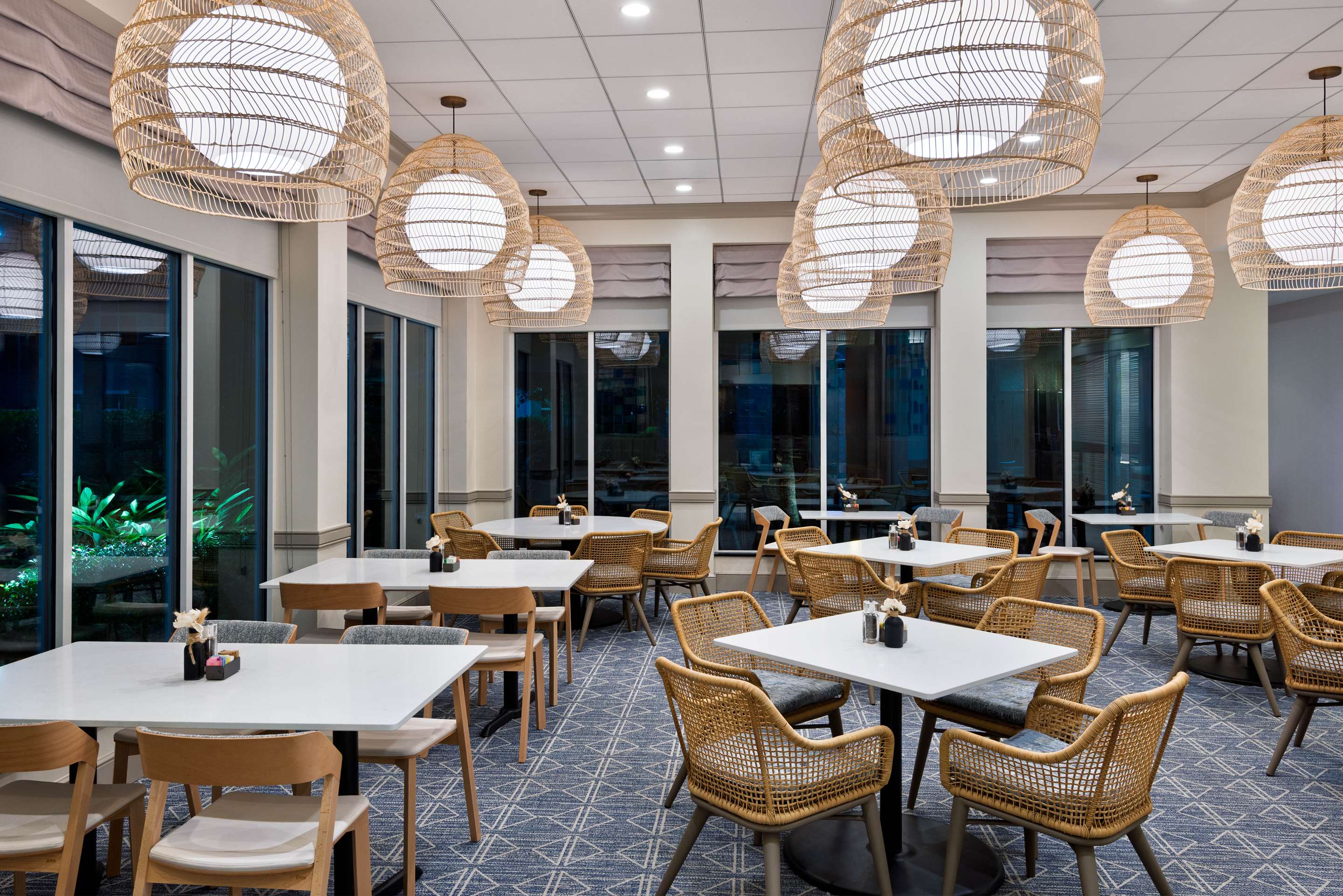 Restaurant | Hilton Garden Inn Tampa Airport Westshore