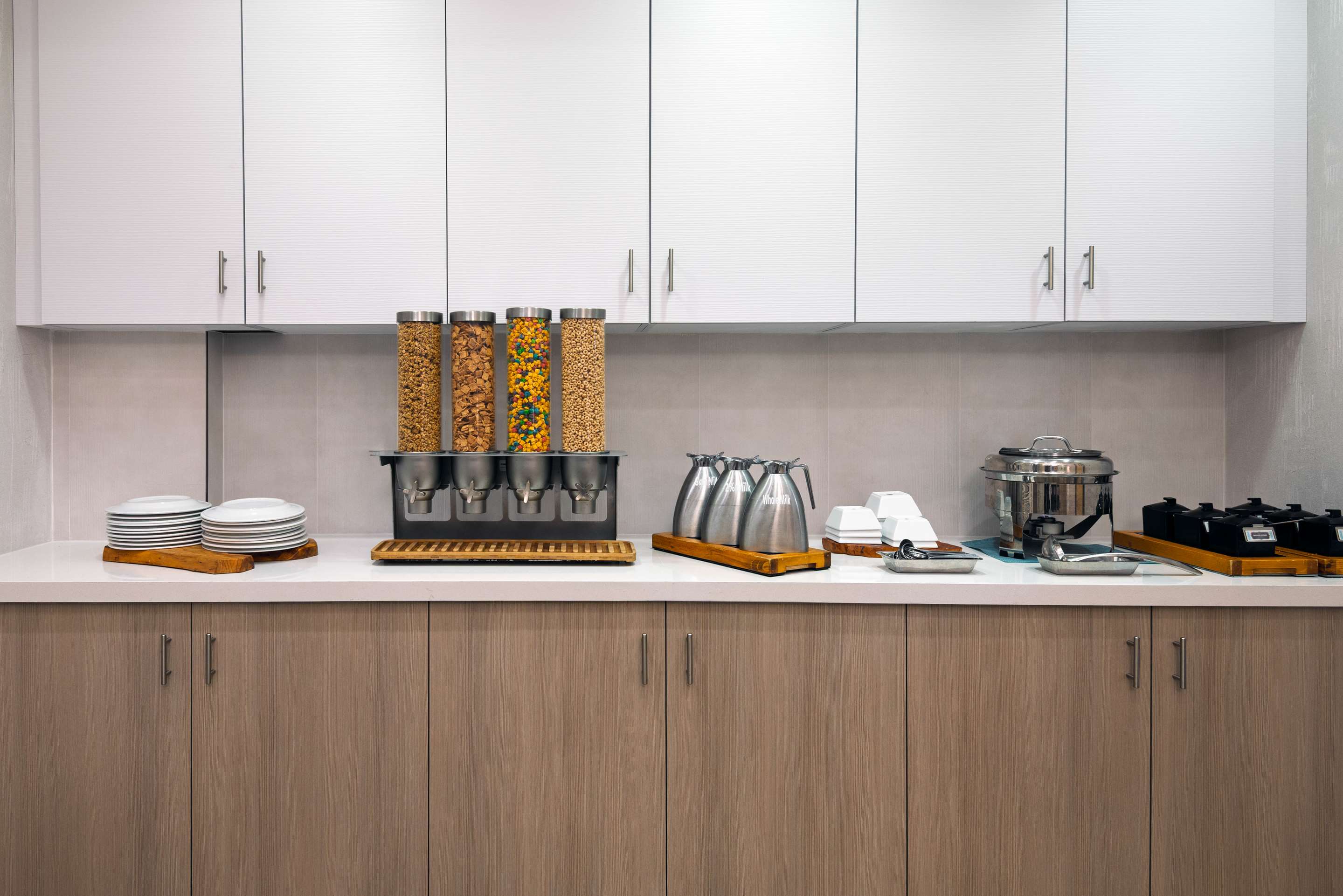 Restaurant | Hilton Garden Inn Tampa Airport Westshore