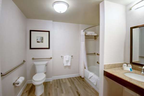 - Hilton Garden Inn Historic District Tampa - I-4, Exit 1