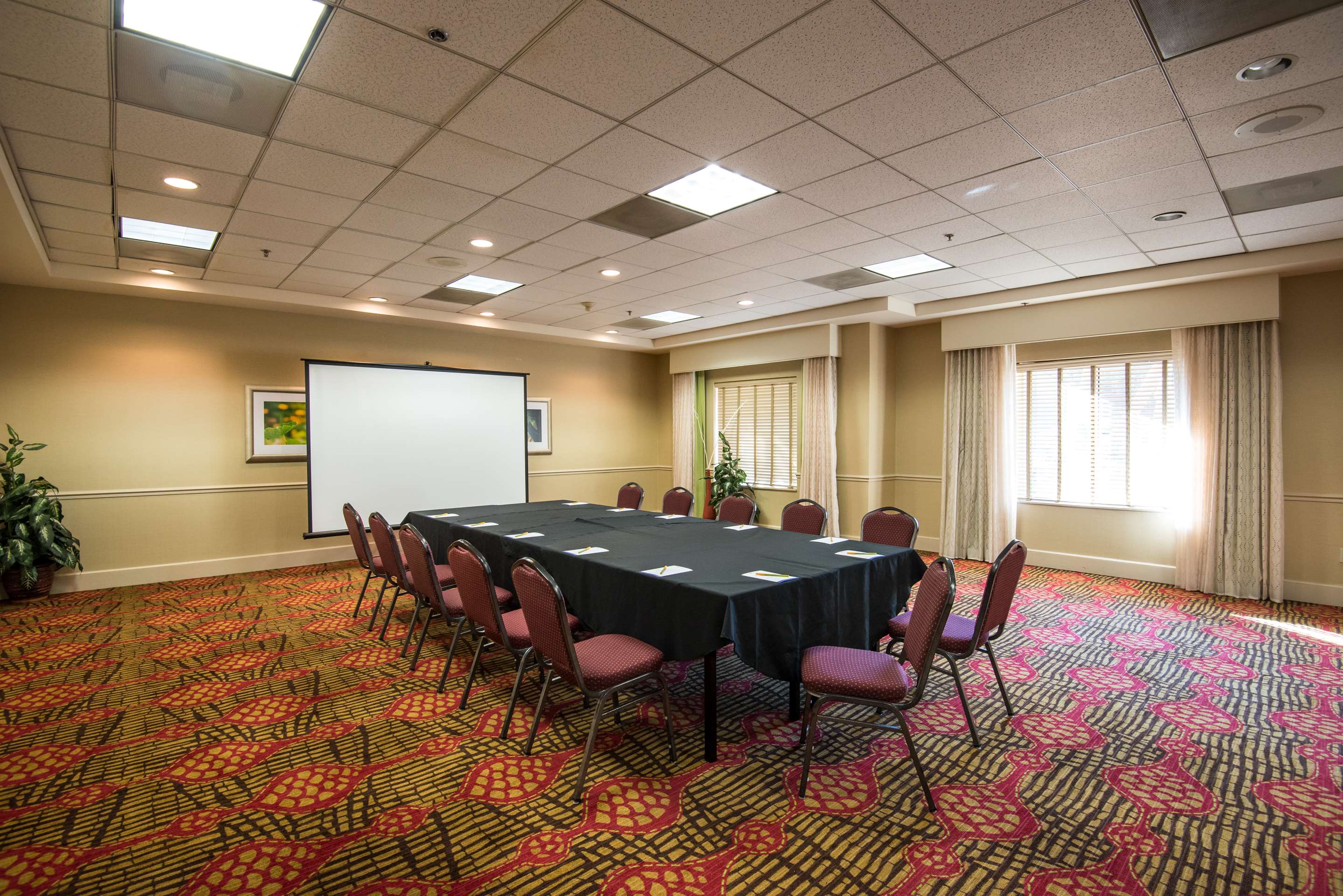 Meeting Room | Hilton Garden Inn Tampa Ybor Historic District