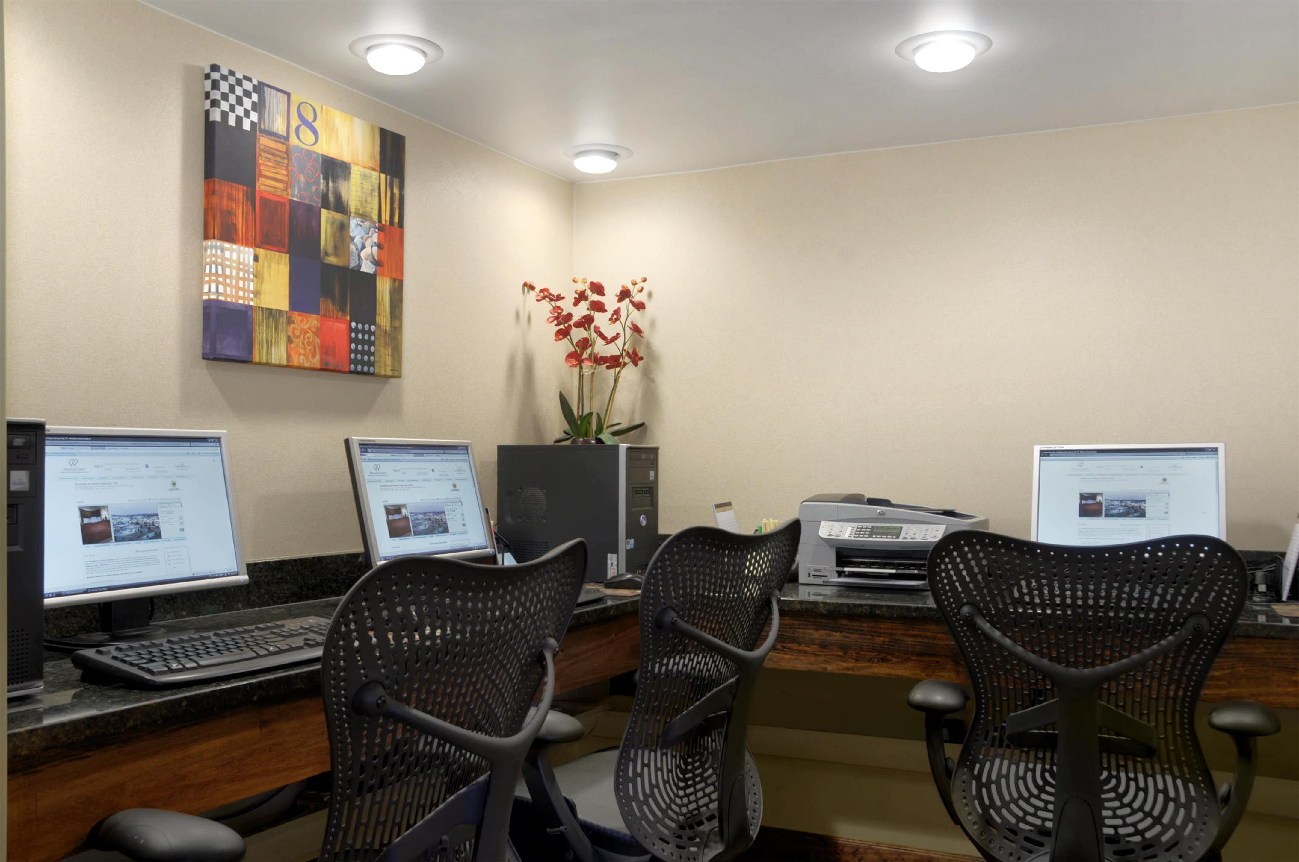 Business Center | DoubleTree by Hilton Hotel Johnson City