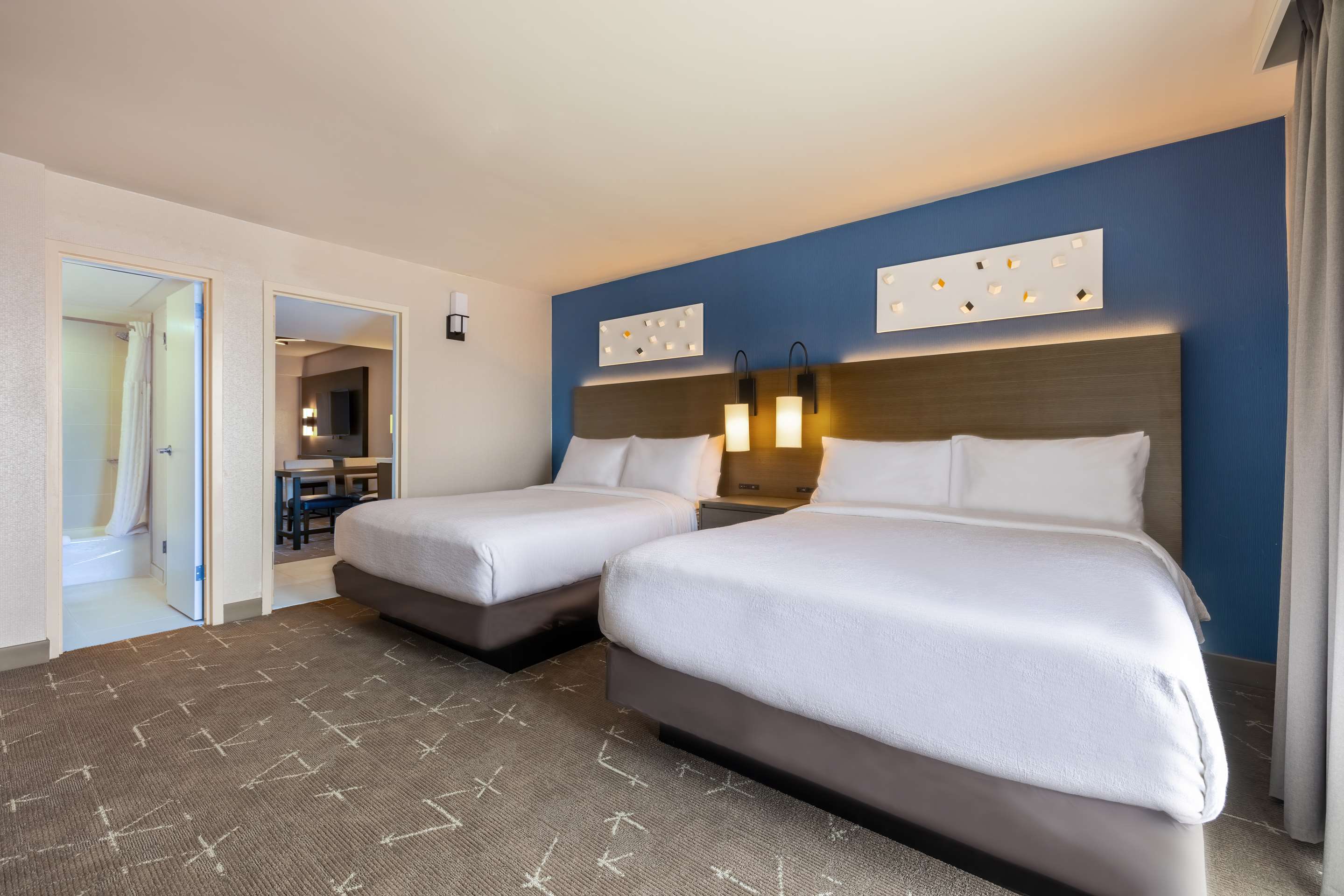 Guest room