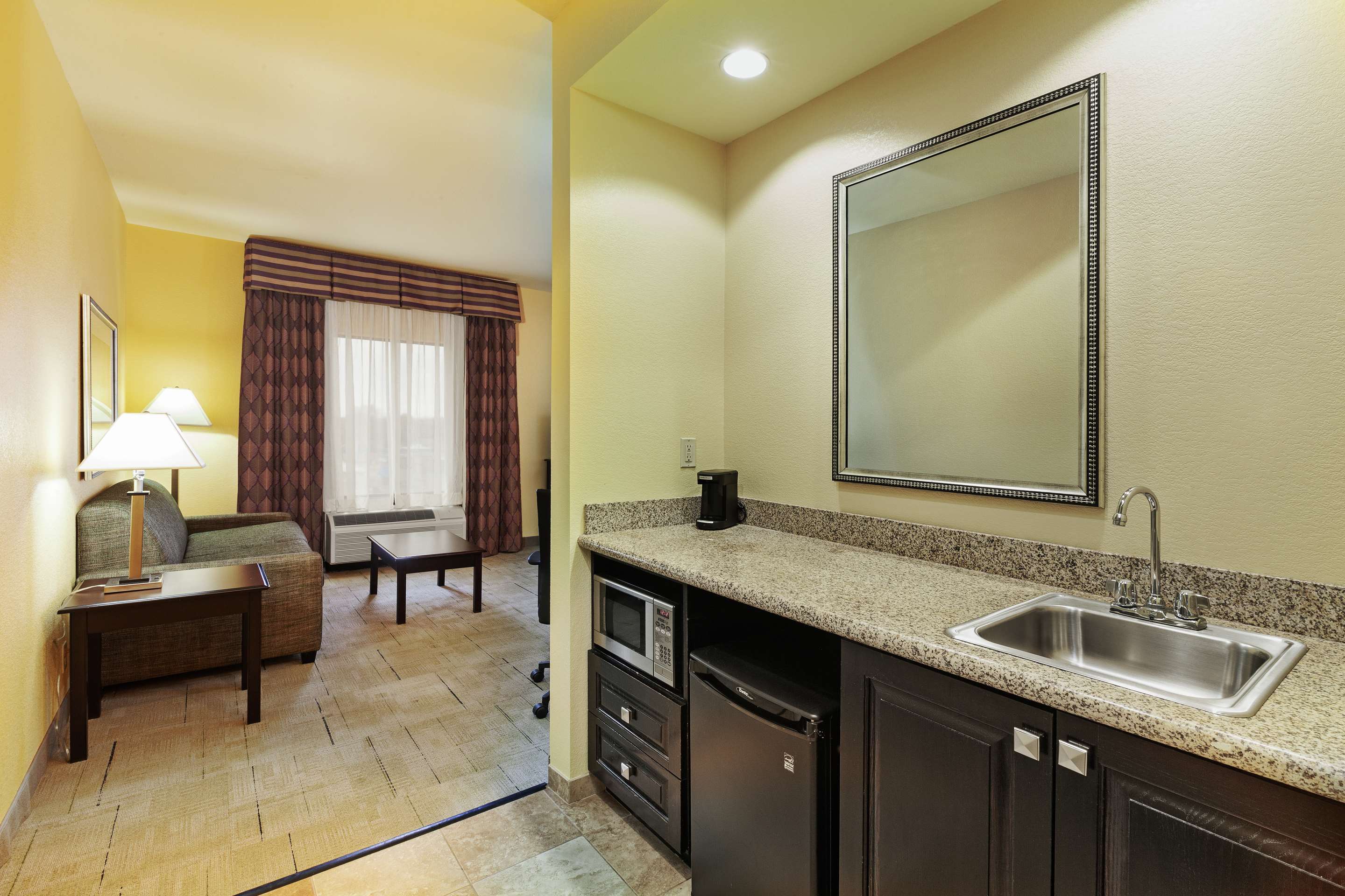 Guest room