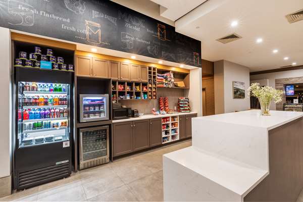 Restaurant - DoubleTree by Hilton Hotel at Warren Place Tulsa