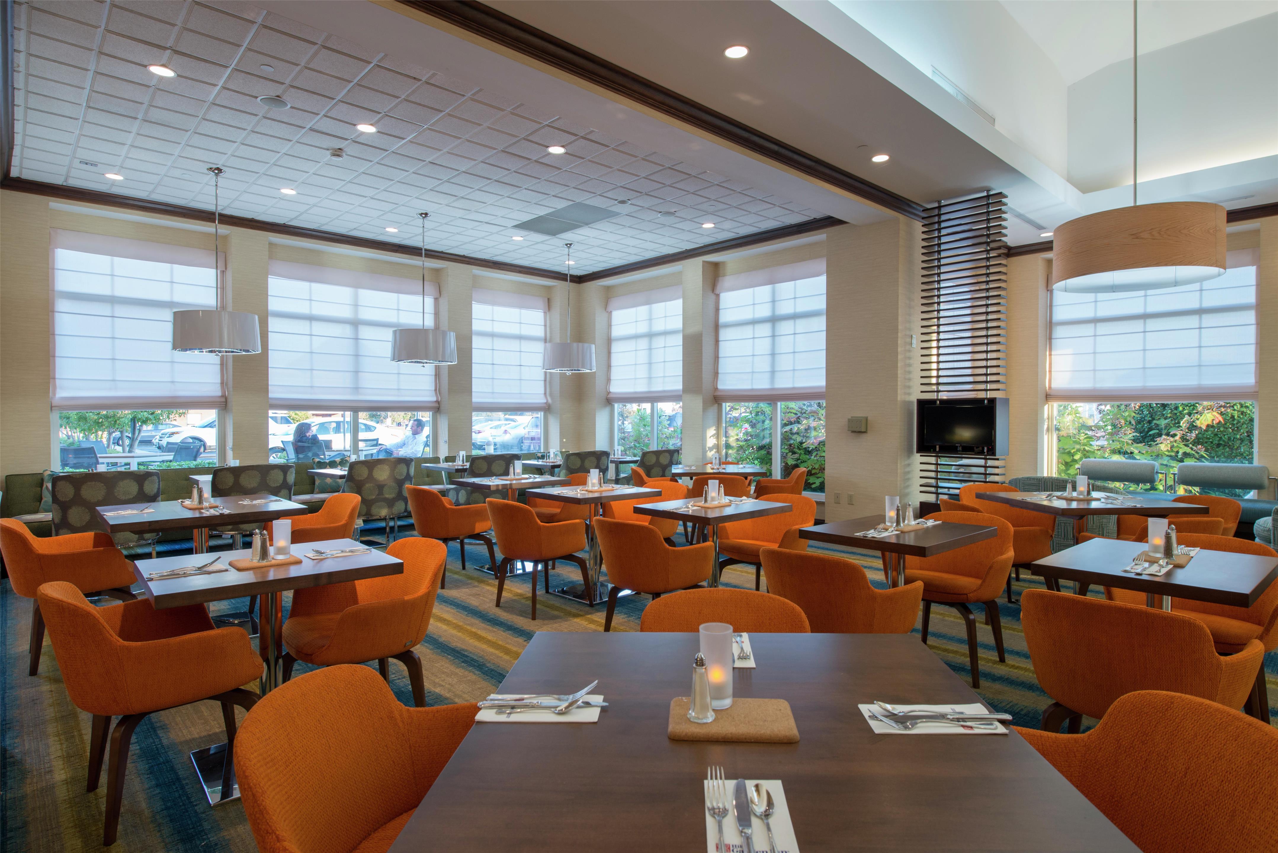 Restaurant | Hilton Garden Inn Tupelo