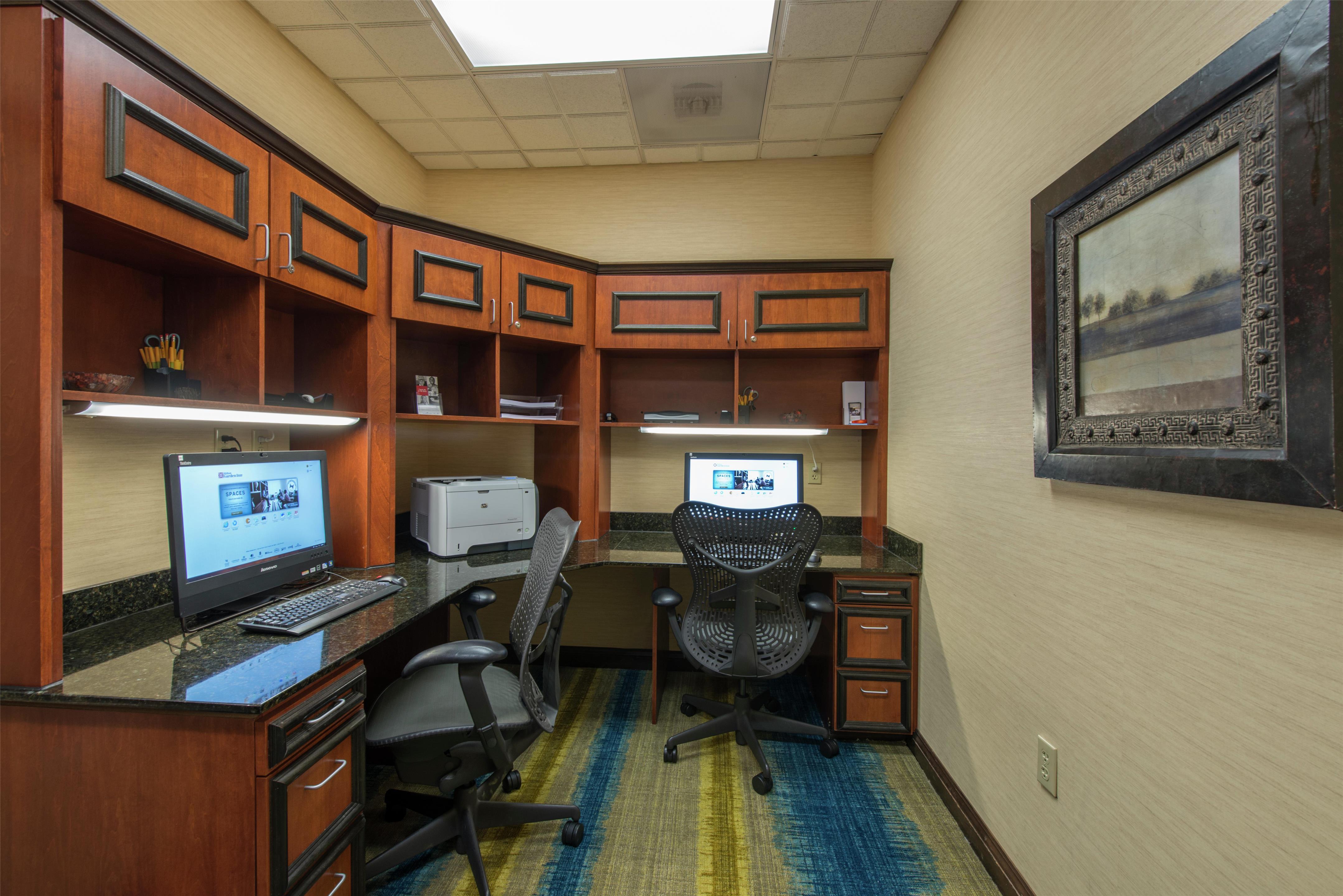 Business Center | Hilton Garden Inn Tupelo