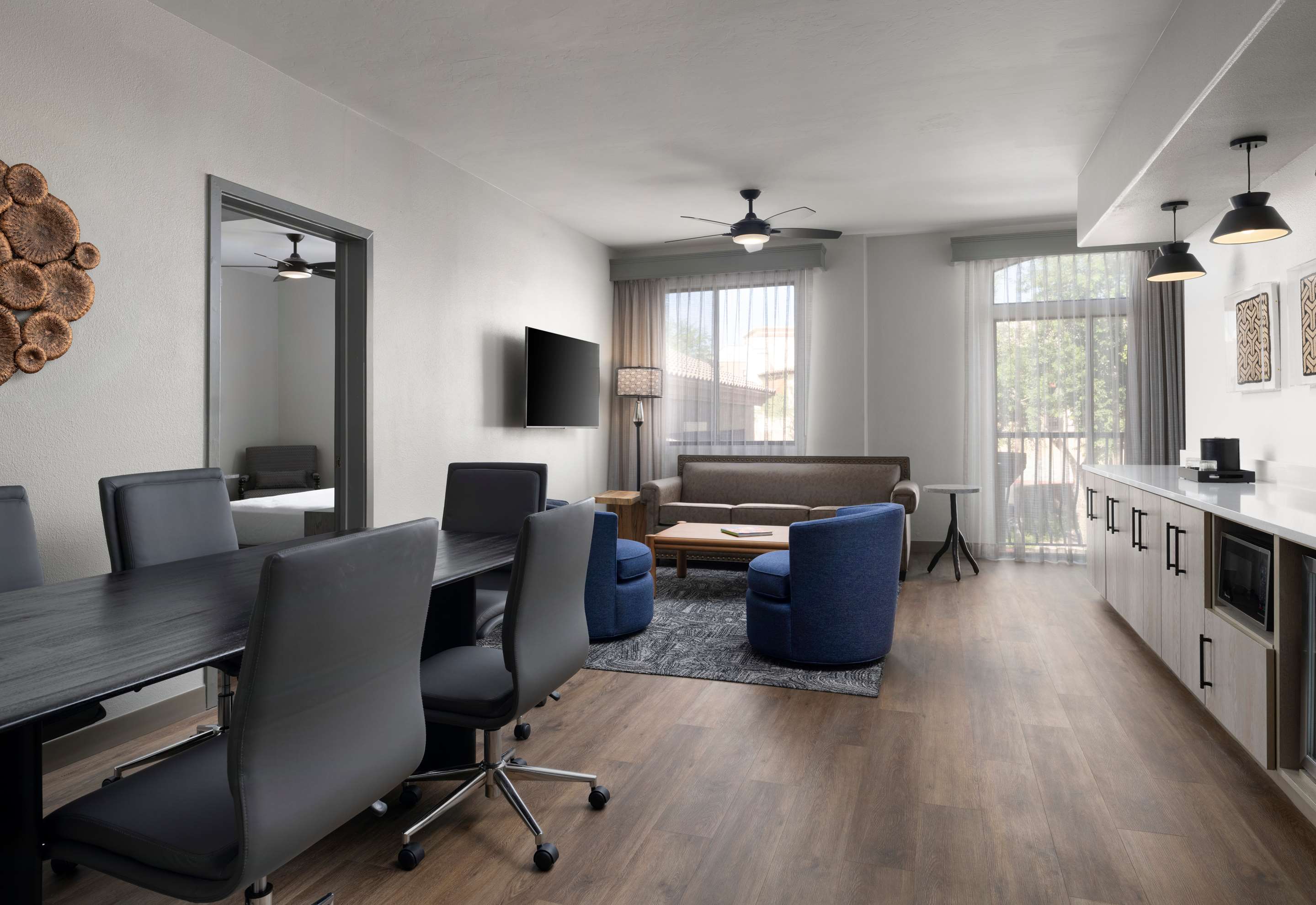 Guest room