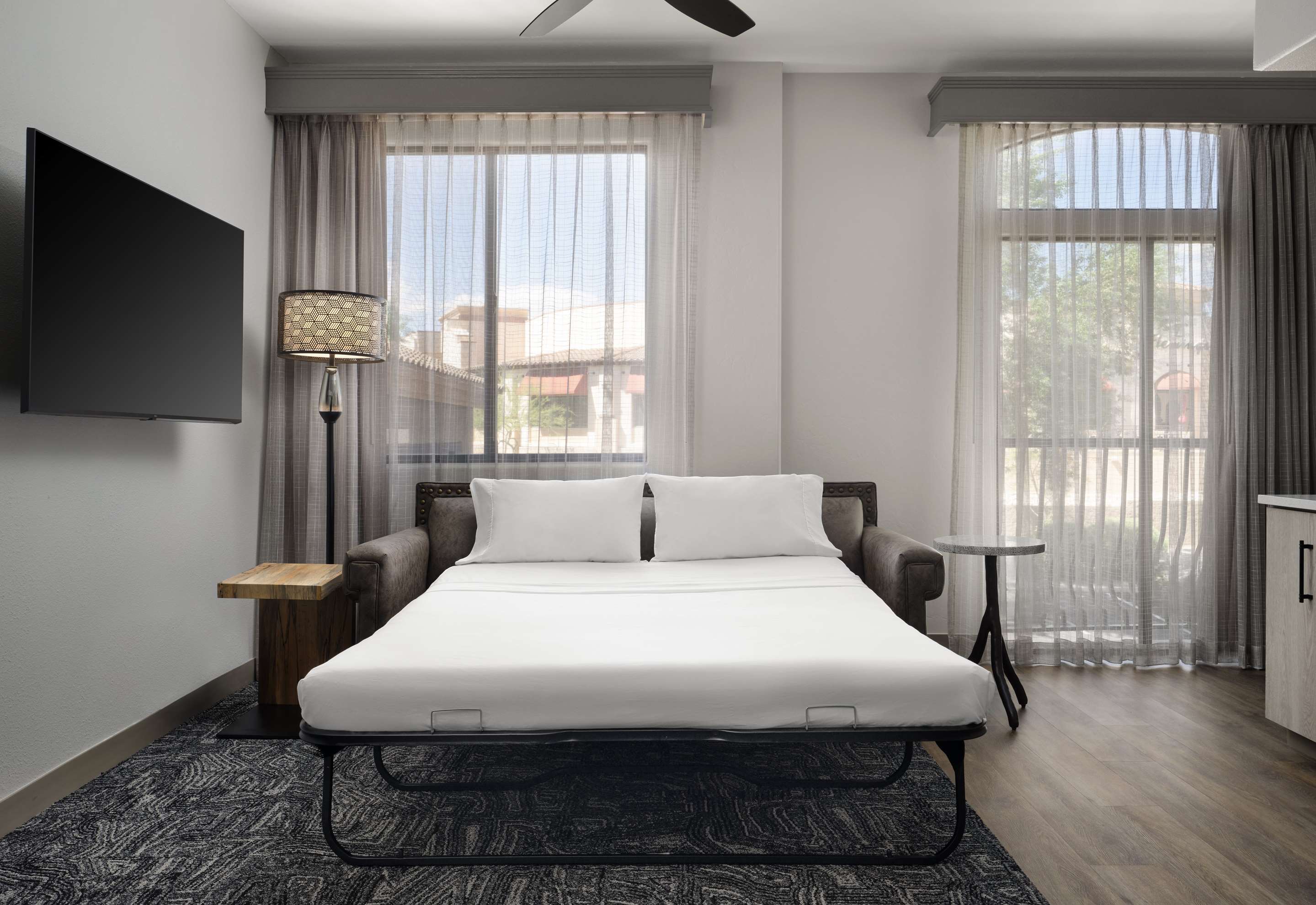 Guest room
