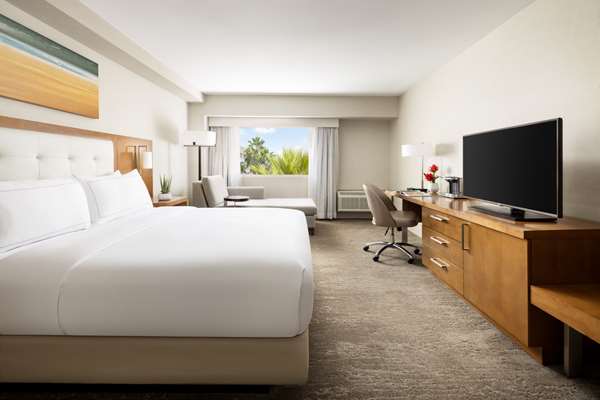  - Hilton Hotel East Tucson