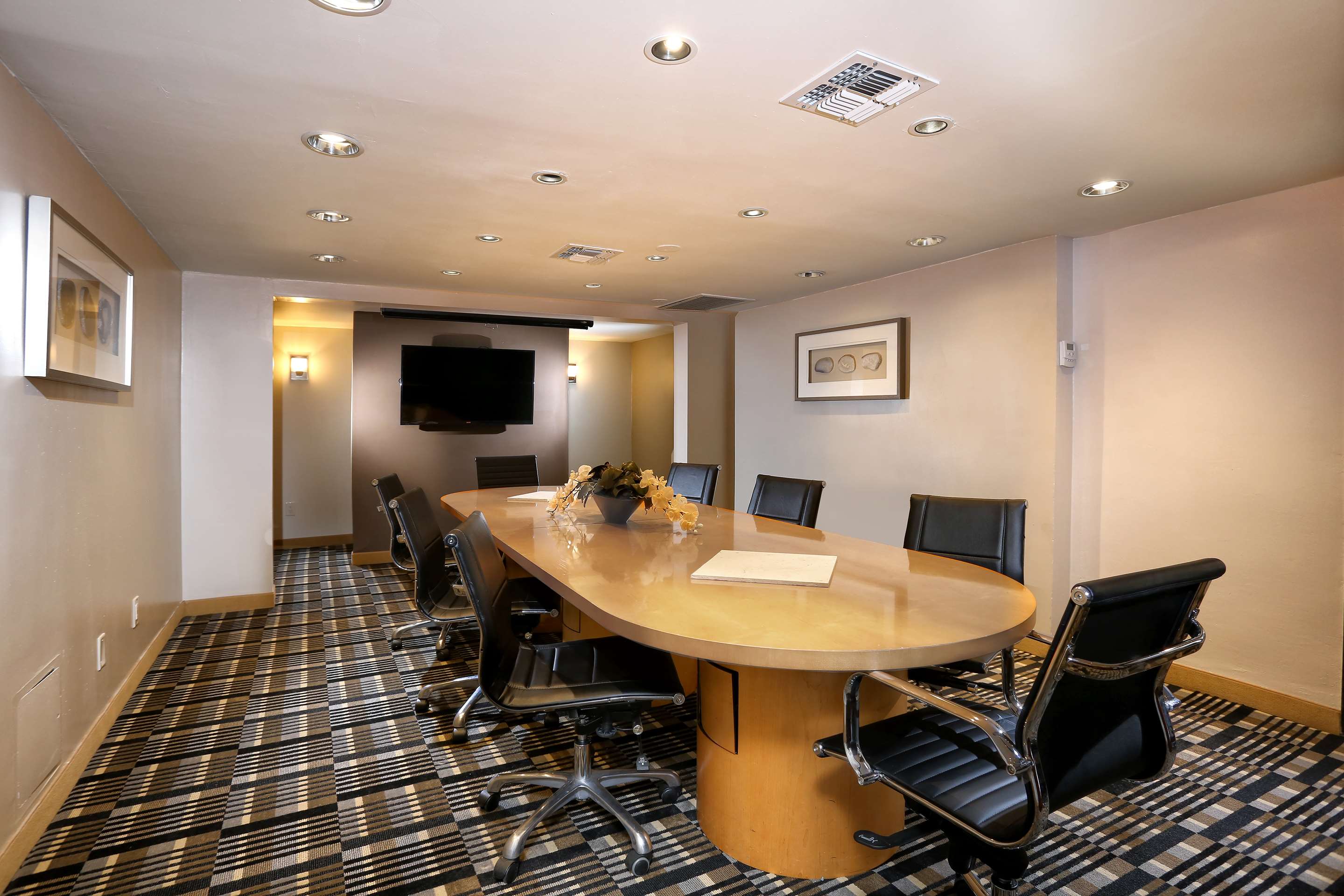 Meeting Room | DoubleTree Suites by Hilton Tucson Airport
