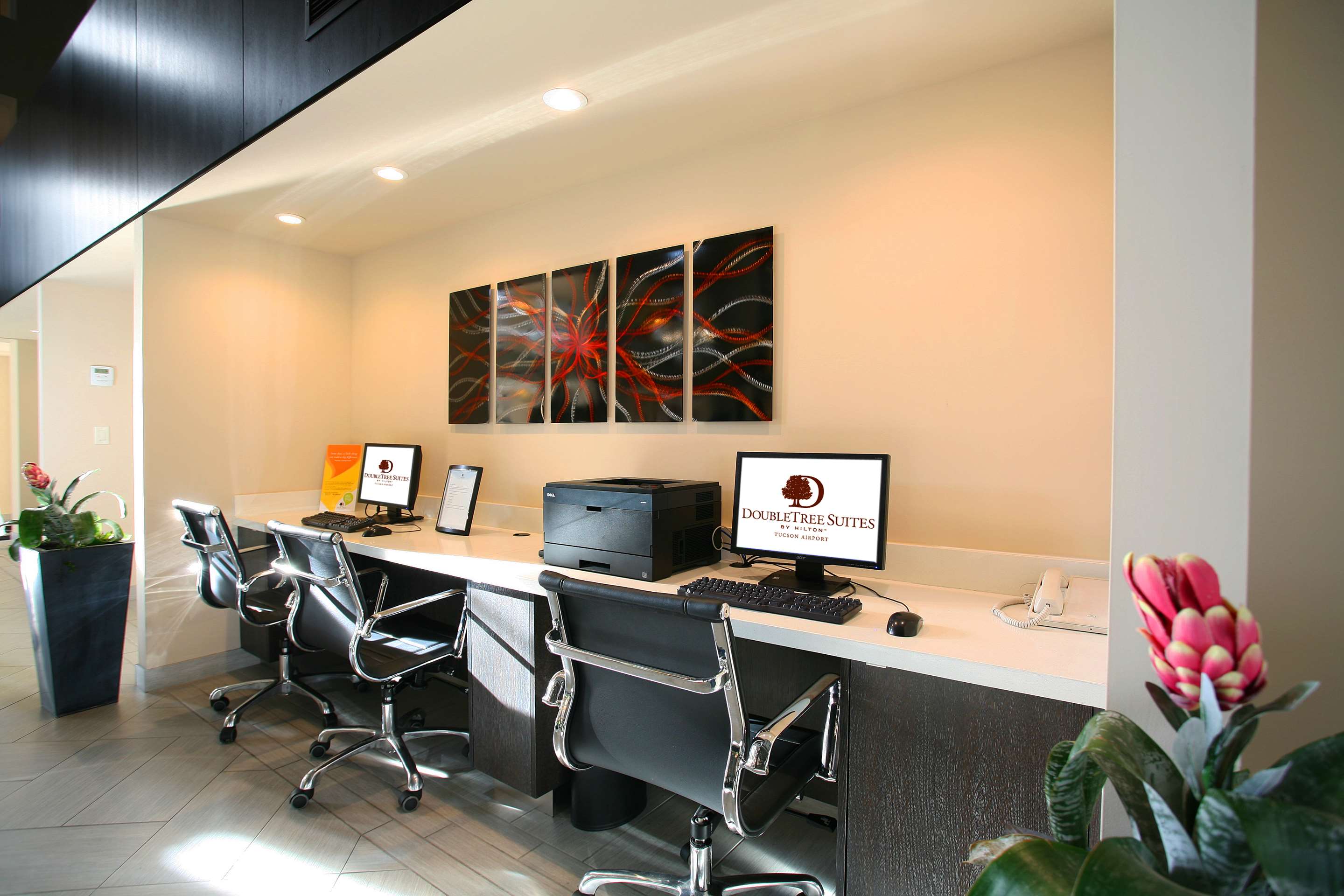 Business Center | DoubleTree Suites by Hilton Tucson Airport