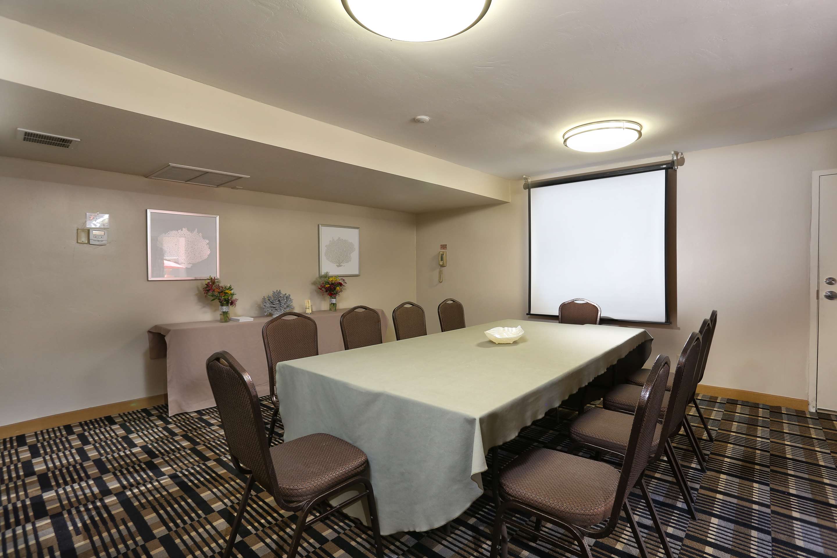 Meeting Room | DoubleTree Suites by Hilton Tucson Airport