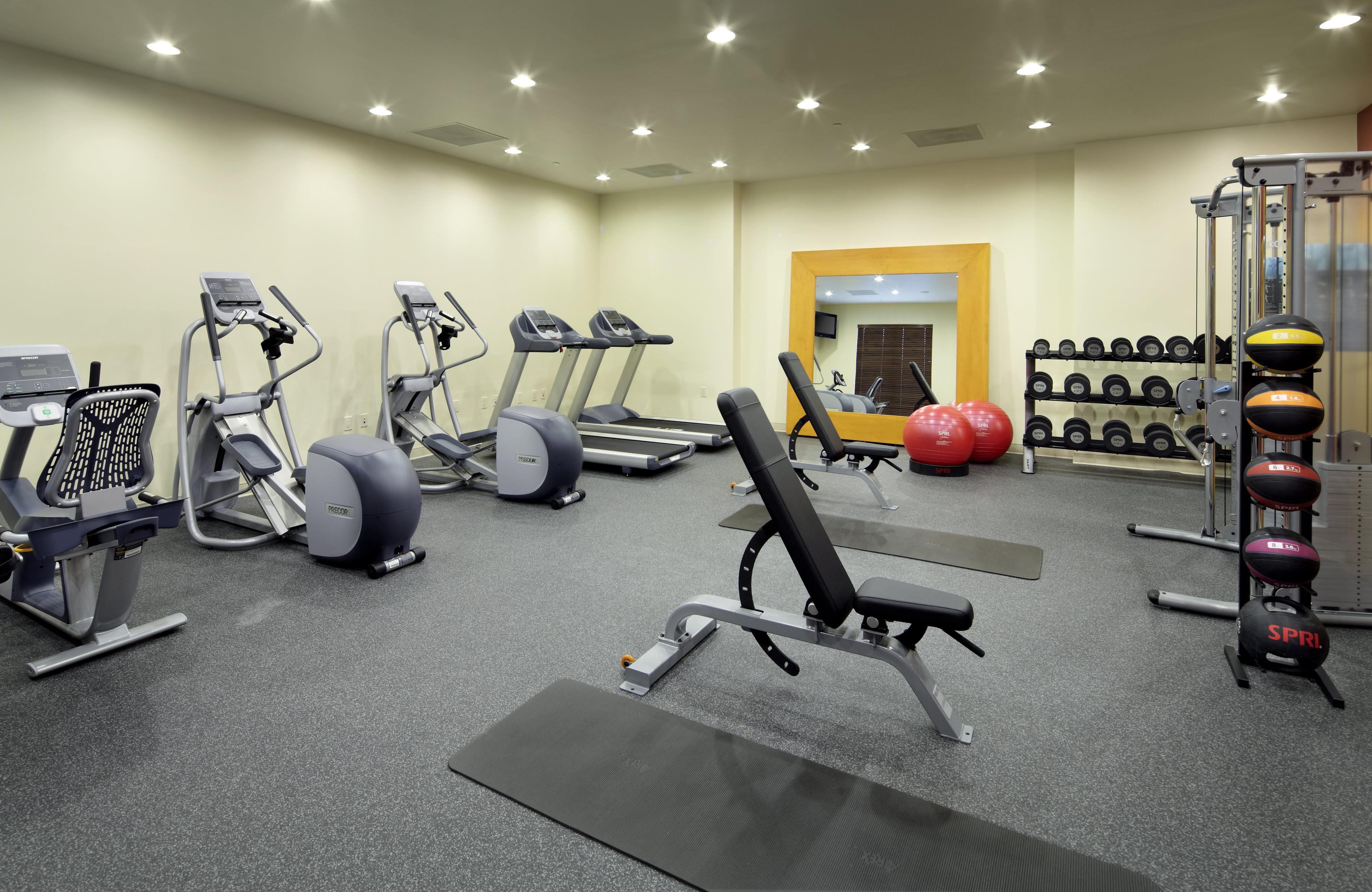 Health club fitness center gym | Hilton Garden Inn Texarkana