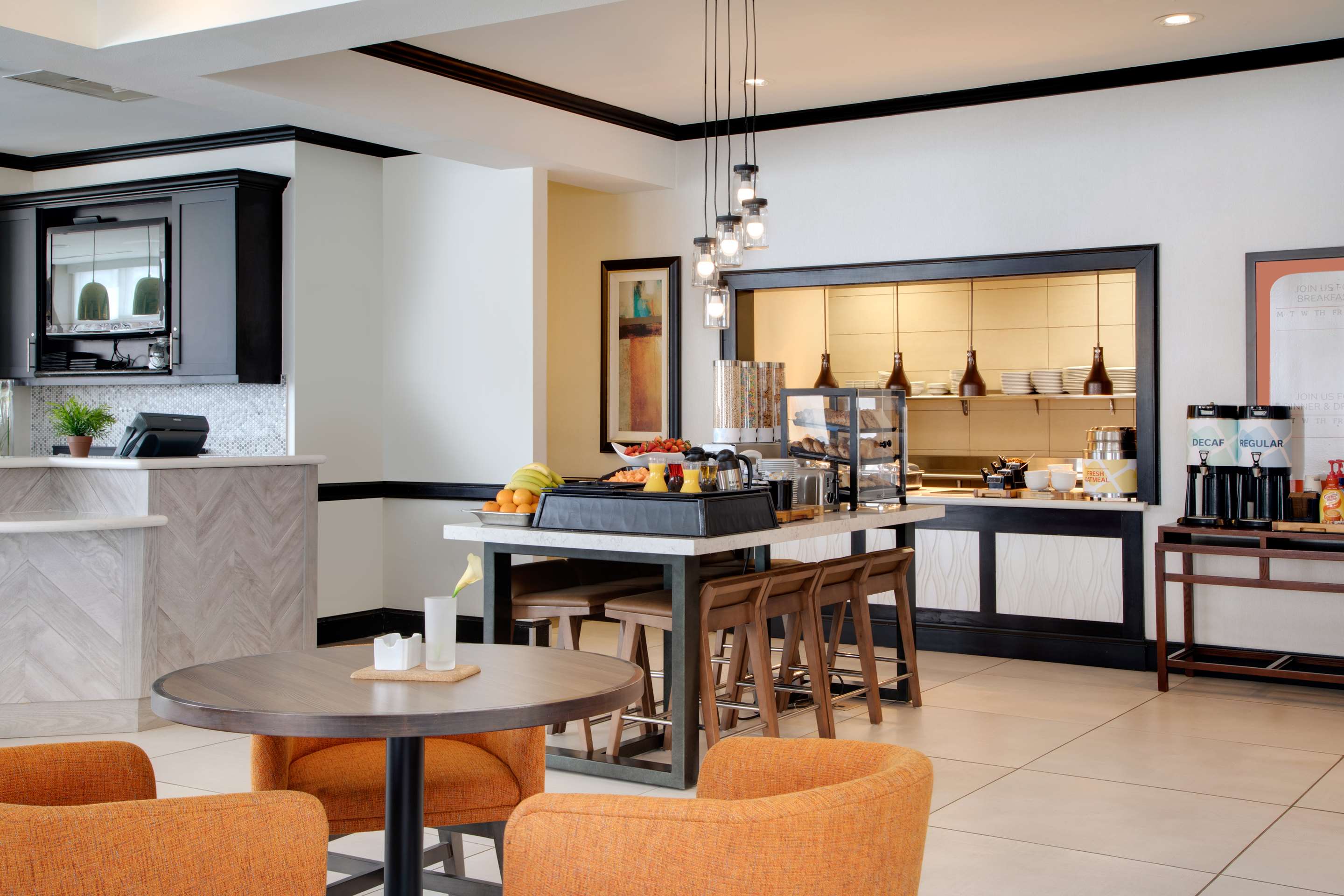 Breakfast Area | Hilton Garden Inn Tyler