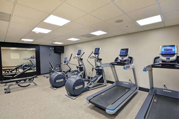 Fitness/ Exercise Room - Embassy Suites Valencia - I-5, Exit 172