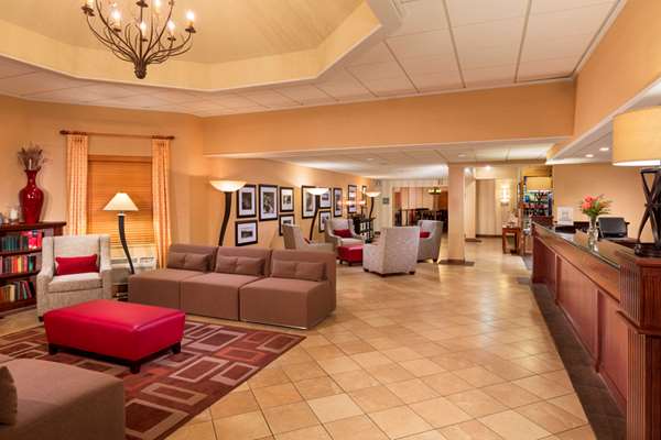  - DoubleTree by Hilton Vancouver - I-205, Exits 28 & 28A