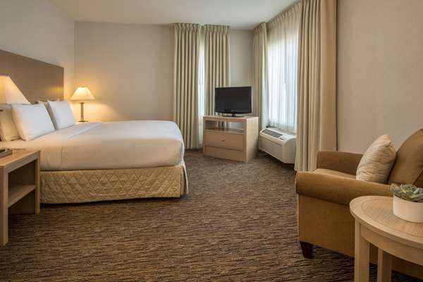  - DoubleTree by Hilton Vancouver - I-205, Exits 28 & 28A