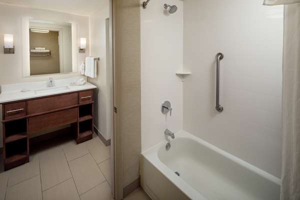  - Homewood Suites by Hilton Wallingford - I-91, Exit 15
