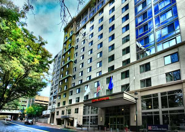 Exterior view - Hilton Garden Inn Bethesda