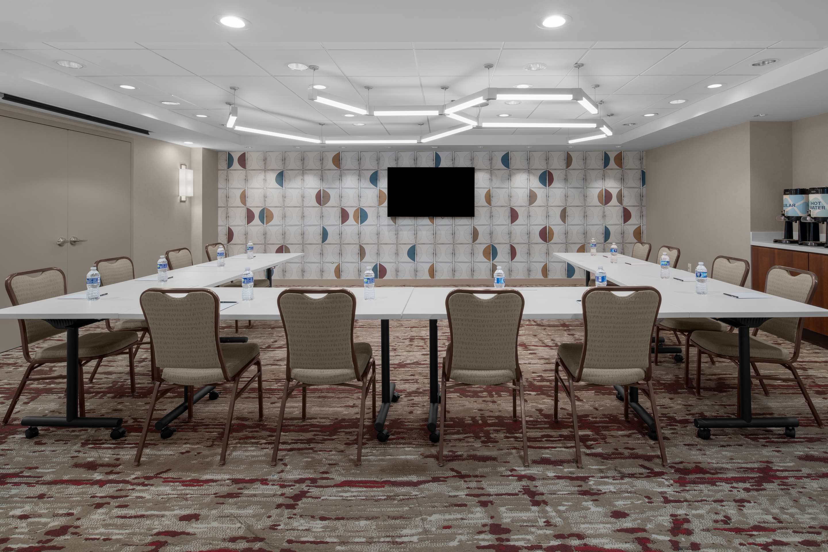 Meeting Room | Hilton Garden Inn Bethesda