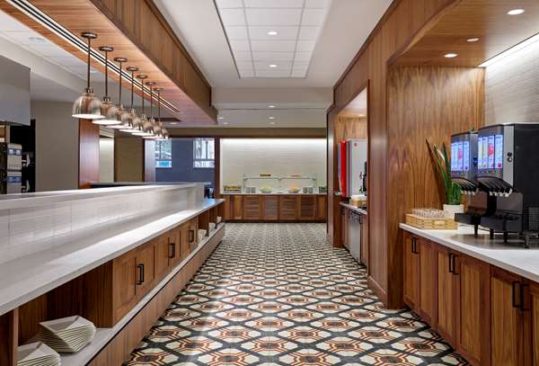 Amenities - Embassy Suites Convention Center DC