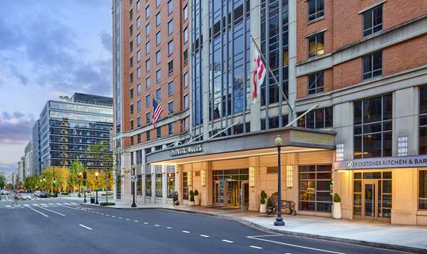 Exterior view - Embassy Suites Convention Center DC