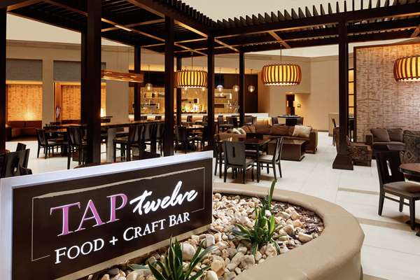 Restaurant - Embassy Suites Arlington