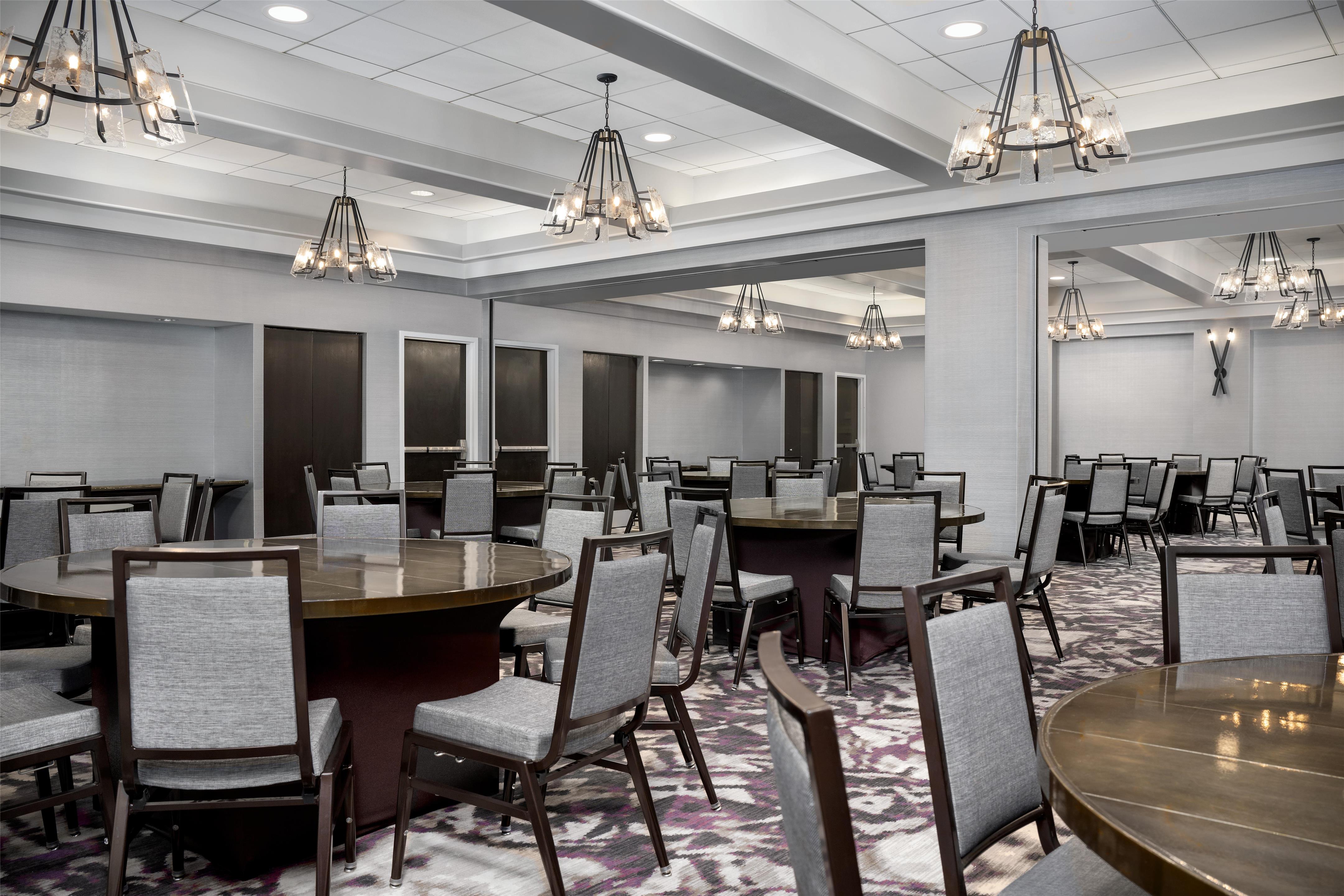 Meeting Room | Embassy Suites by Hilton Crystal City National Airport