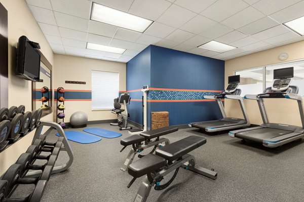 Fitness/ Exercise Room - Hampton Inn Herndon