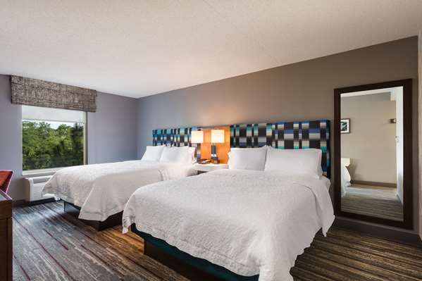  - Hampton Inn Herndon