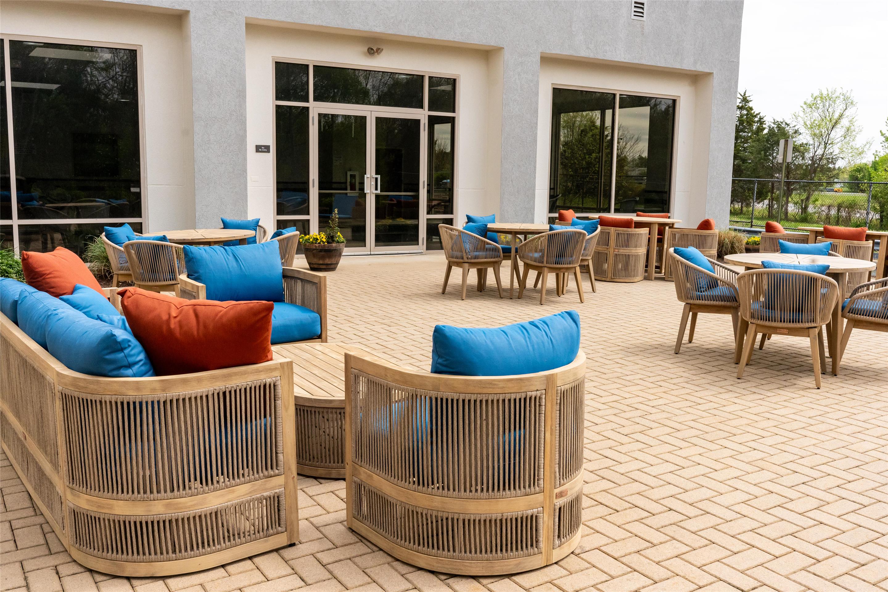 Exterior | Hampton Inn & Suites Leesburg