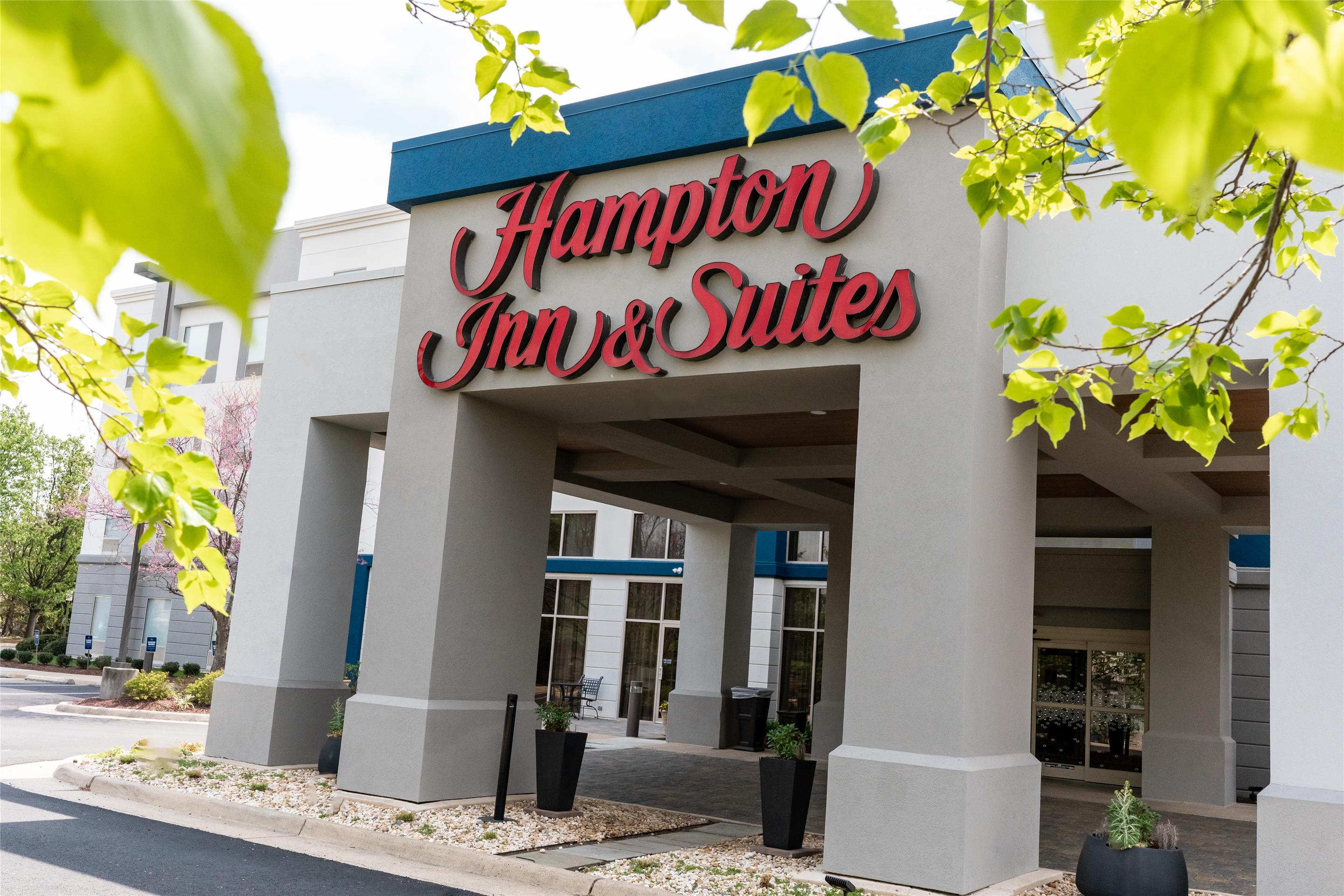 Exterior | Hampton Inn & Suites Leesburg