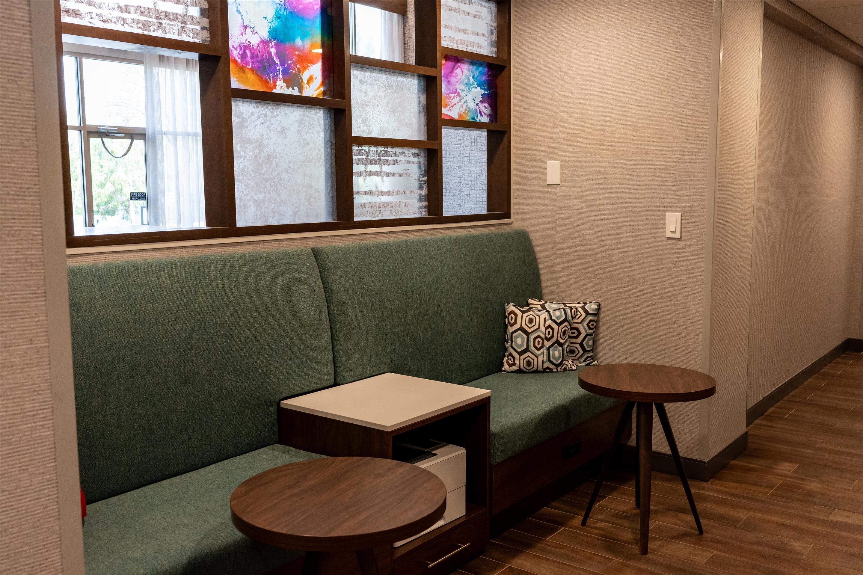 Business Center | Hampton Inn & Suites Leesburg