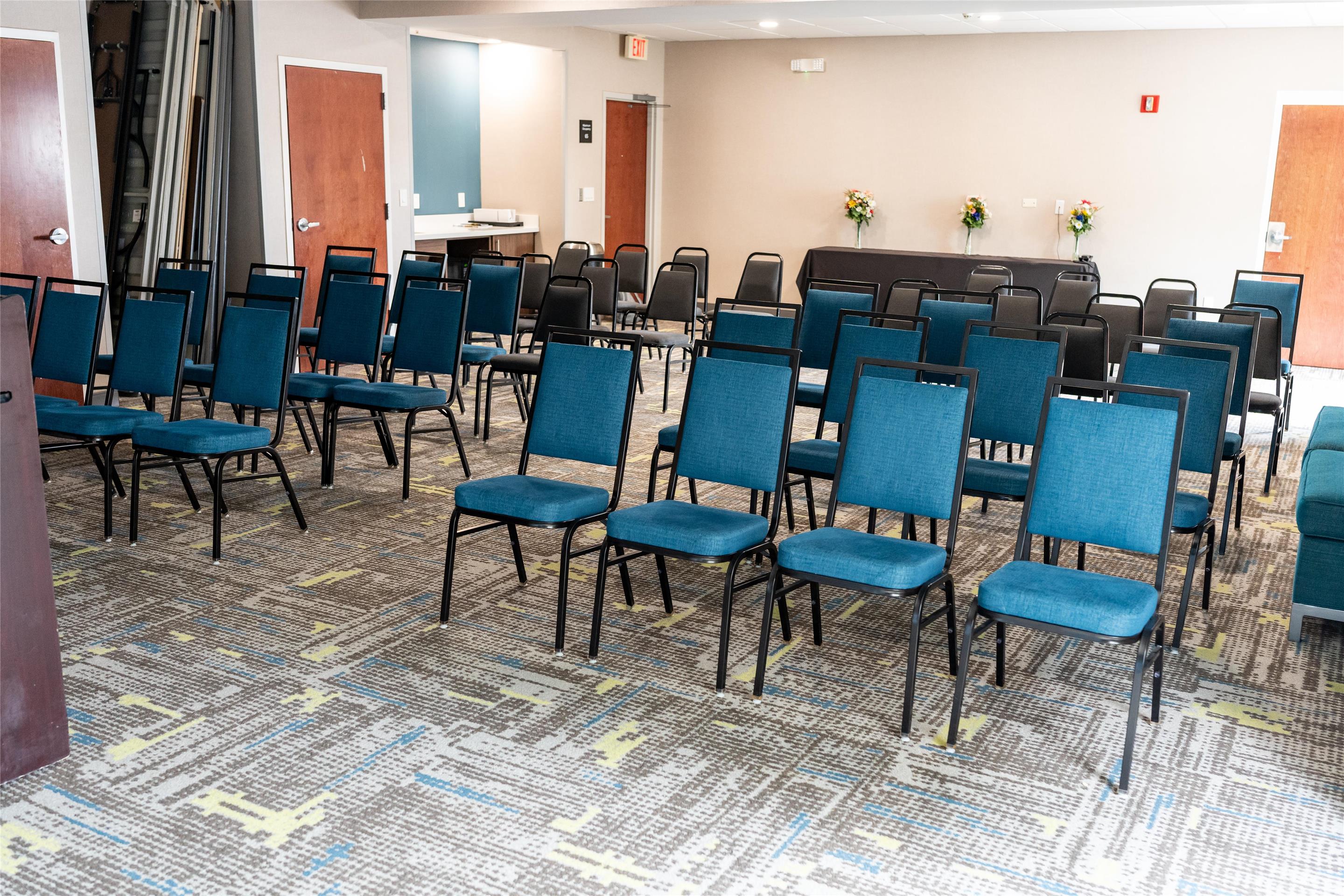 Meeting Room | Hampton Inn & Suites Leesburg