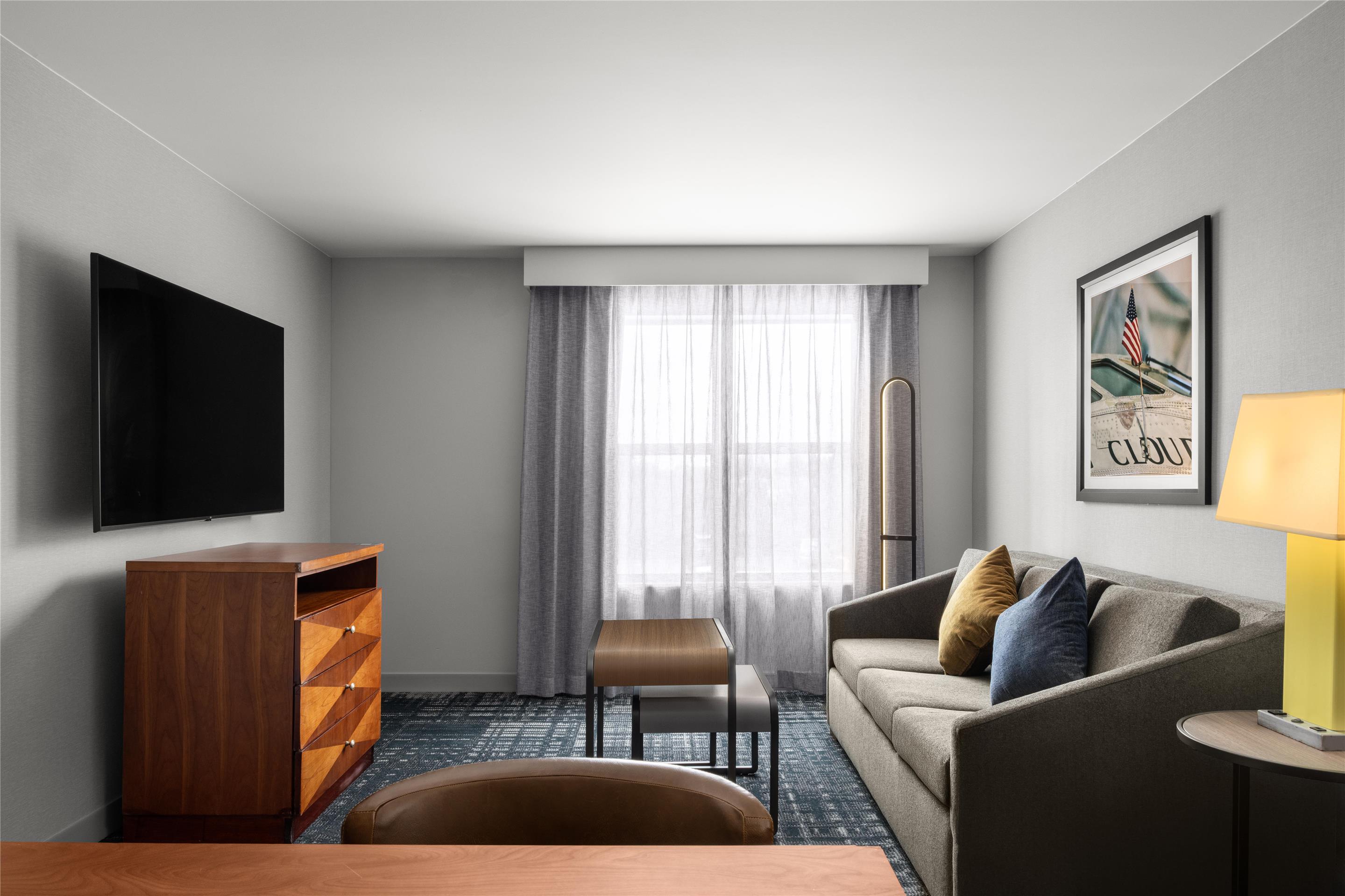Guest room