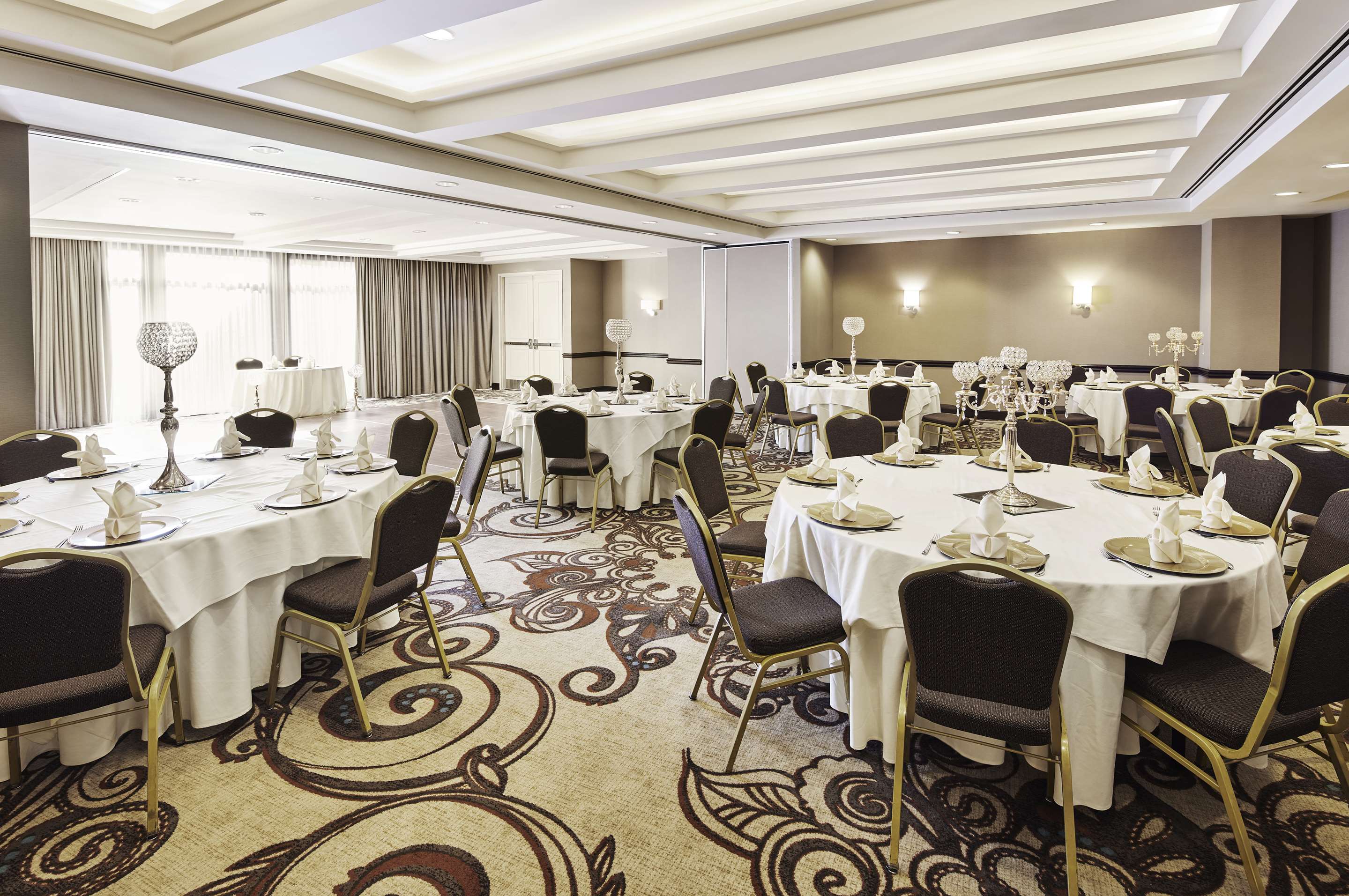Meeting Room | Embassy Suites by Hilton Alexandria Old Town