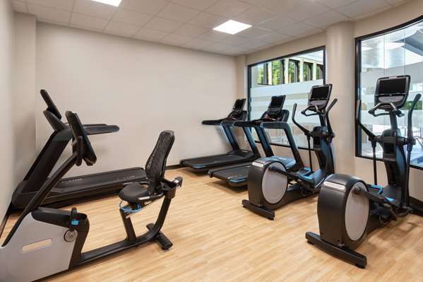 Fitness/ Exercise Room - Embassy Suites Vienna