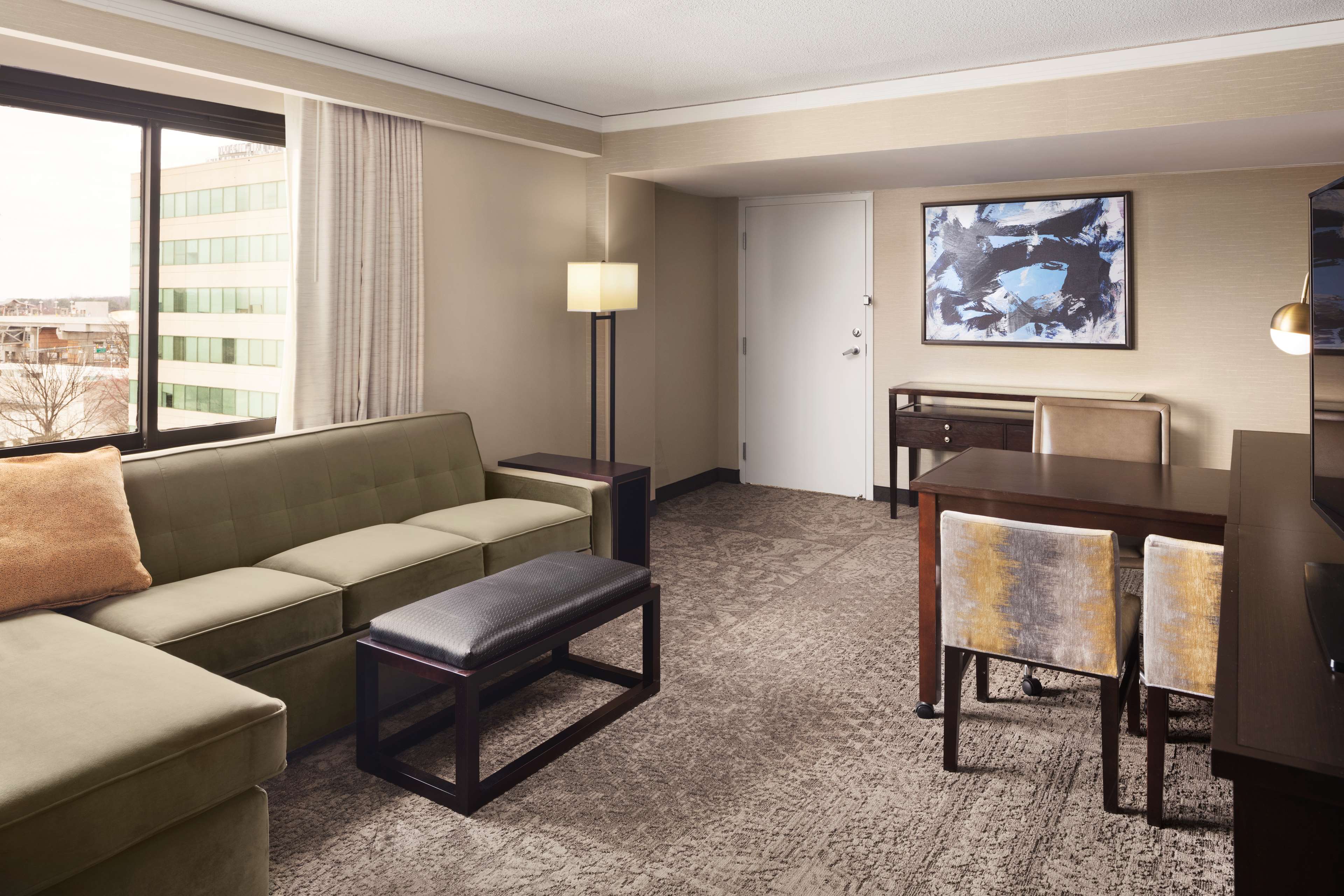 Embassy Suites by Hilton Tysons Corner Room Type - 1 KING CORNER SUITE Embassy Suites by Hilton Tysons Corner Room Type - 1 KING CORNER SUITE