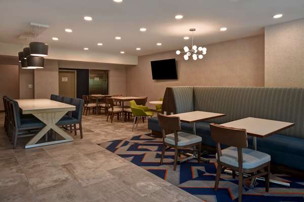 Restaurant - Hampton Inn Woodbridge - I-95, Exit 160
