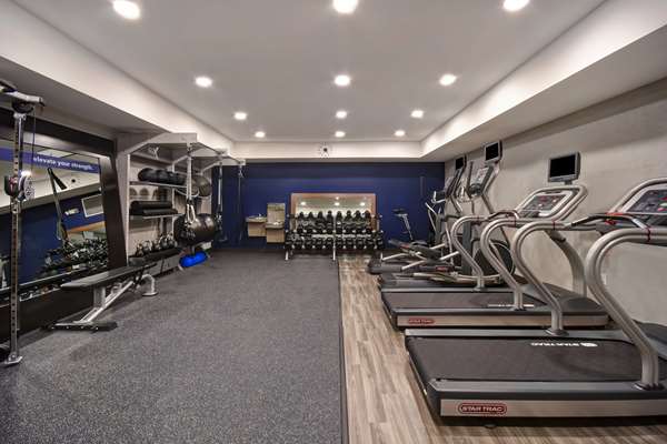Fitness/ Exercise Room - Hampton Inn Woodbridge - I-95, Exit 160
