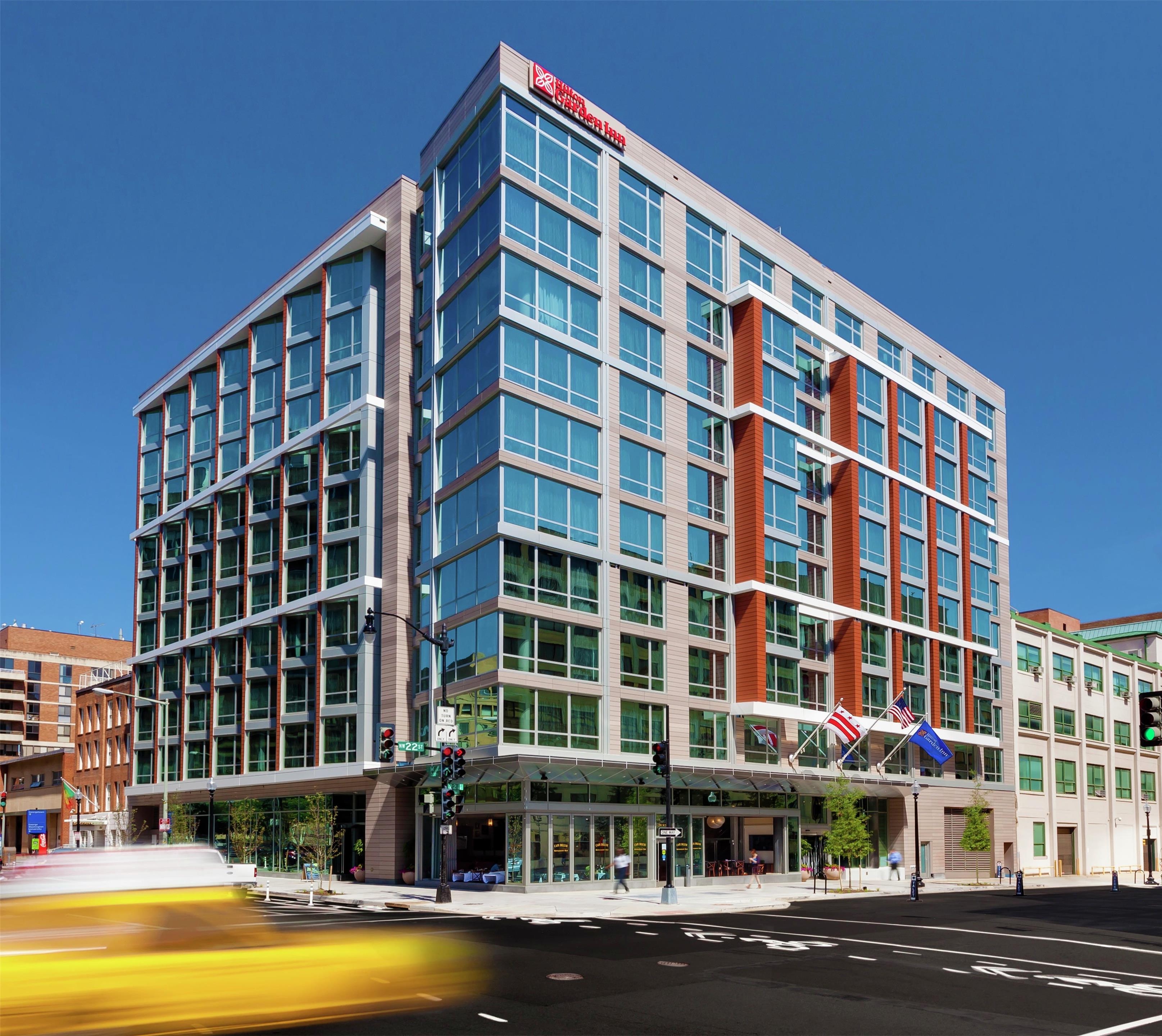 Exterior | Hilton Garden Inn Washington DC/Georgetown Area