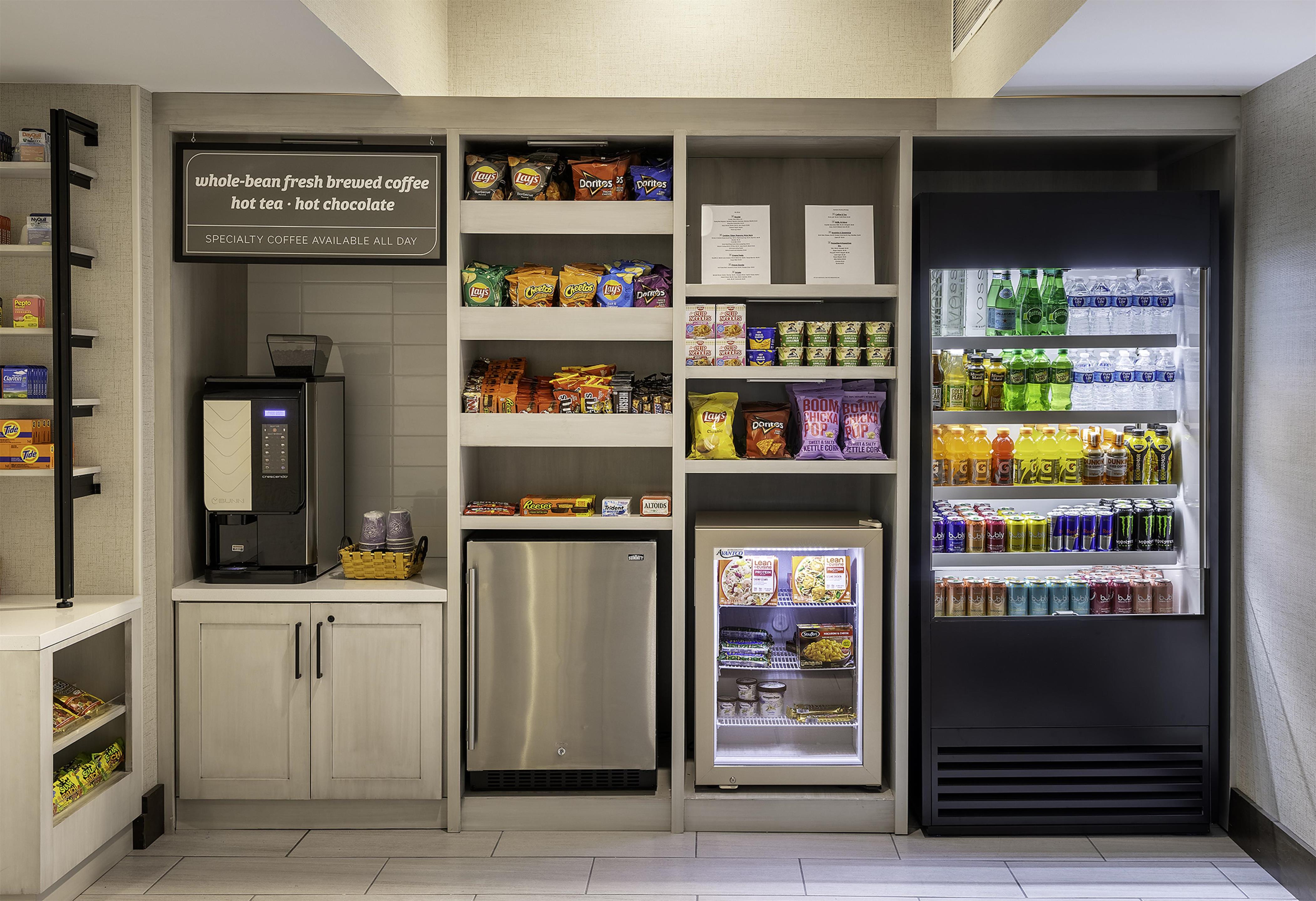 Restaurant | Hilton Garden Inn Washington DC/Georgetown Area