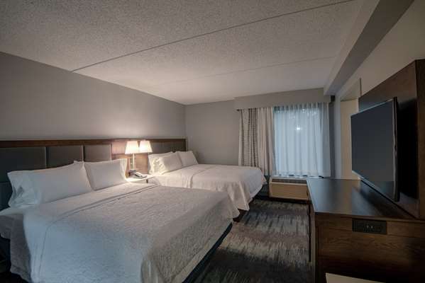  - Hampton Inn Waldorf