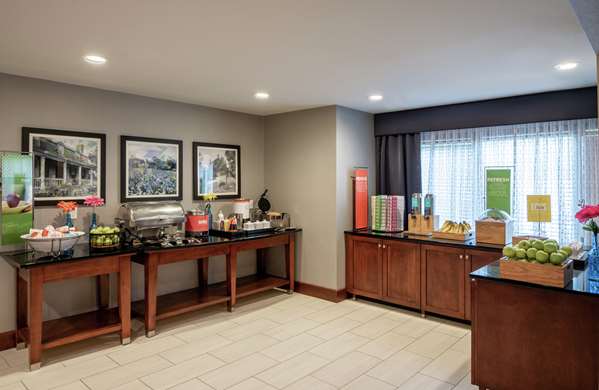 Amenities - Hampton Inn Waldorf