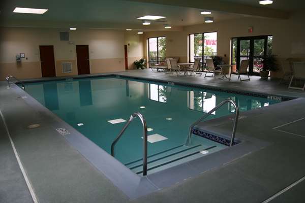 Pool - Hampton Inn Woodbridge - I-95, Exit 11